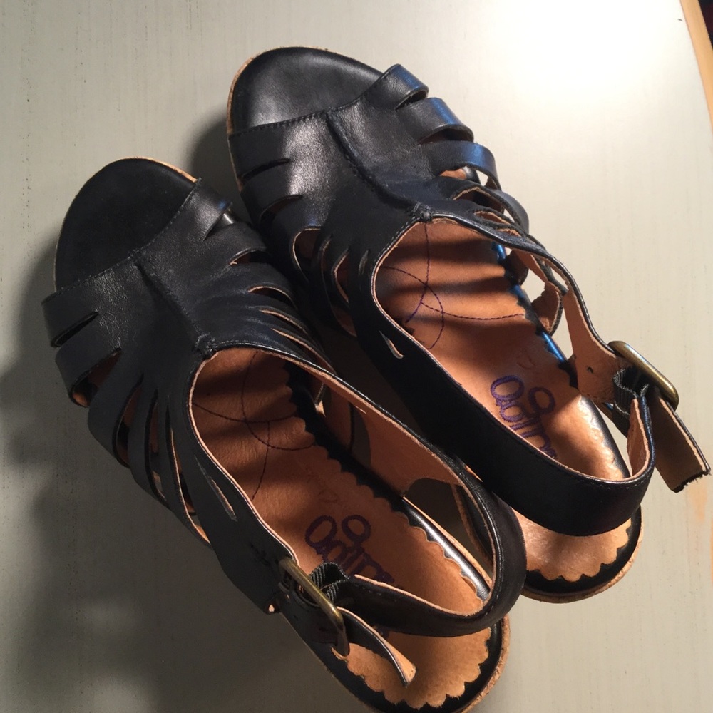 DONATED~Clarks Wedge Sandal~Like New~ - Picture 5 of 6
